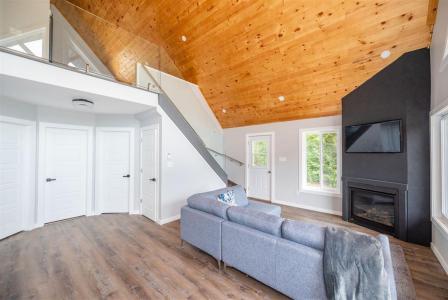 827  Ch. de la Chute, Mansfield-et-Pontefract, Québec J0X 1R0, Canada