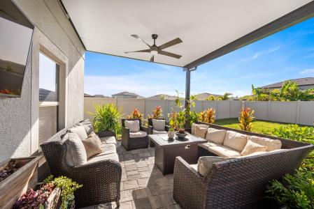 9334 Lemon Drop Lp, Sun City Center, Florida 33573