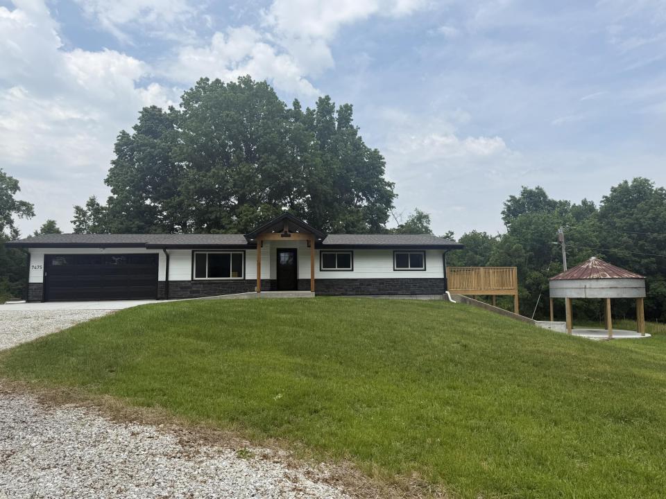 7475 E LOST WOODS LN, CENTRALIA, מיזורי 65240, ארצות הברית של אמריקה
