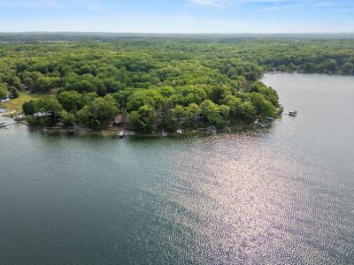10481 Midshore Drive, Mecosta, Michigan 49332, USA