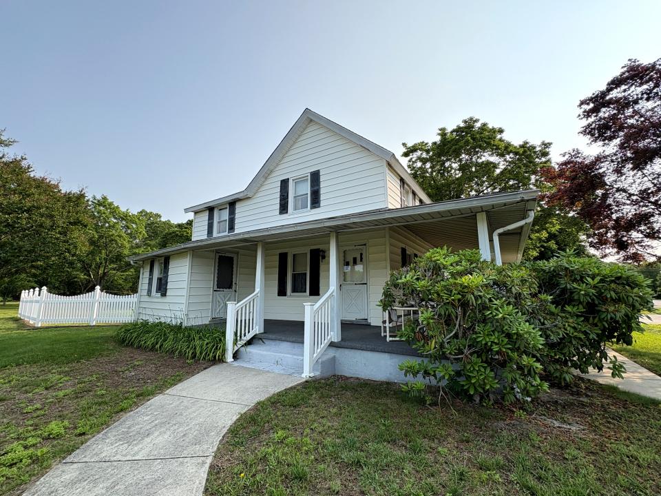 301 Broad Street, Milmay, New Jersey 08340