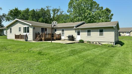 2132 Sportsman Rd, Trenton, Missouri 64683