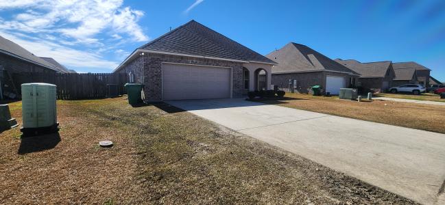 147 Cesare Dr, Thibodaux, Louisiana 70301, USA