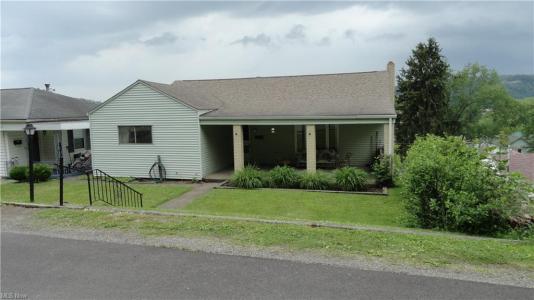 521 Georgia Avenue, Chester, Virginie Occidentale 26034, États-Unis