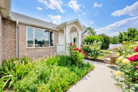 7215 S AERIE HILL DR DR W, West Jordan, Utah 84081