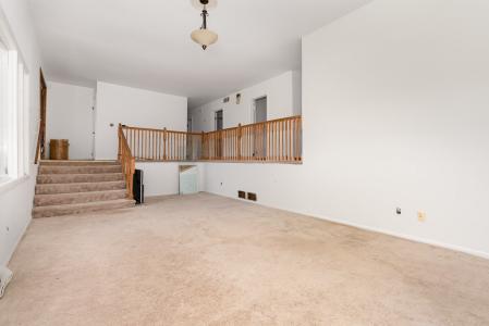 636 Patterson Road, Joliet, Illinois 60436