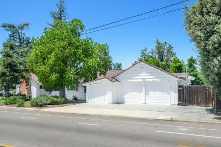 5610 N Arthur Avenue, Fresno, California 93711, Stati Uniti