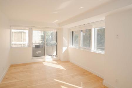 3460  Rue Peel, Montréal (Ville-Marie), Quebec H2Y 2W7, Canadá