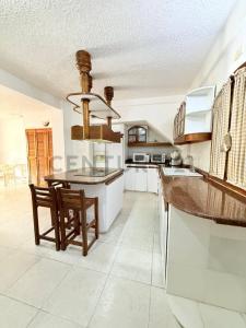 AVENIDA R-18 APARTAMENTO DUPLEX. CONJUNTO RESIDENCIAL PUEBLO VIEJO., Lechería, Anzoategui 6003, Venzuela
