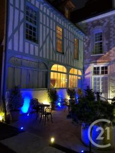 Troyes, Champagne-Ardenne 10000, アキタン