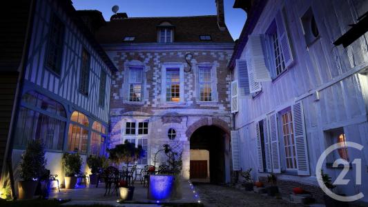 Troyes, Champagne-Ardenne 10000, アキタン