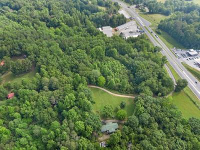 10 Clyde Curtis Drive, Hayesville, 노스 캐롤라이나 28904, 미국