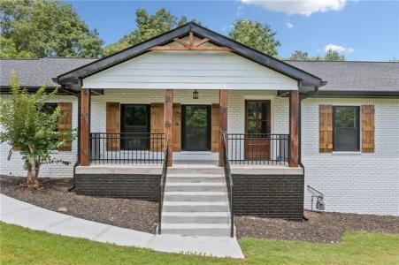 136 Ridgecrest Drive, Ball Ground, Georgia 30107, USA
