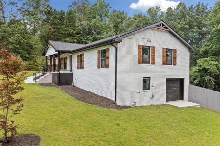 136 Ridgecrest Drive, Ball Ground, Georgia 30107, USA