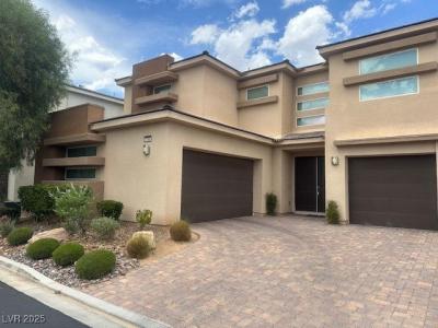 8150 Aster Meadow Way, Las Vegas, Nevada 89113, USA
