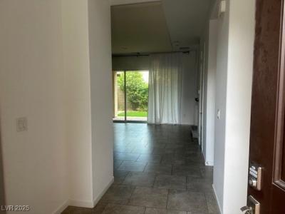 8150 Aster Meadow Way, Las Vegas, Nevada 89113, USA