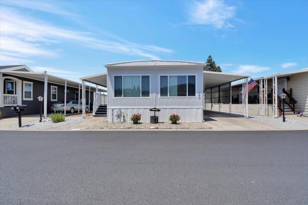 149 La Brea Way, Yuba City, California 95993