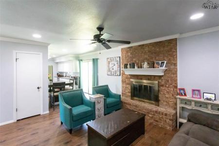 999 CHERYL DRIVE, Burkburnett, Texas 76354, USA