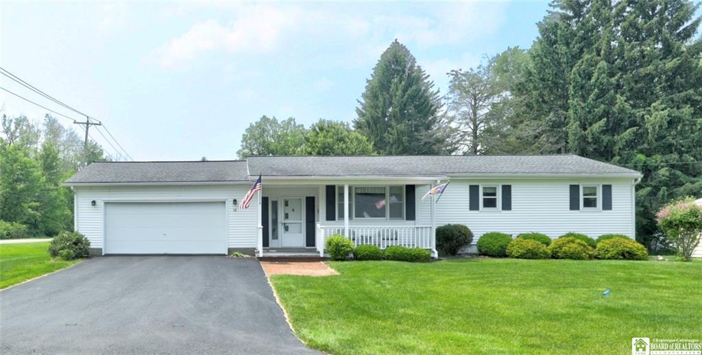 16 Glenwood Ave., Lakewood, Nowy Jork 14750, USA