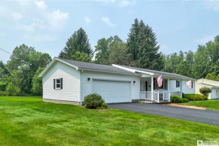 16 Glenwood Ave., Lakewood, Nowy Jork 14750, USA