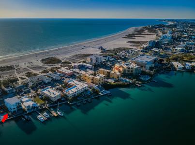10209 Gulf Blvd, Treasure Island, Florida 33706, USA