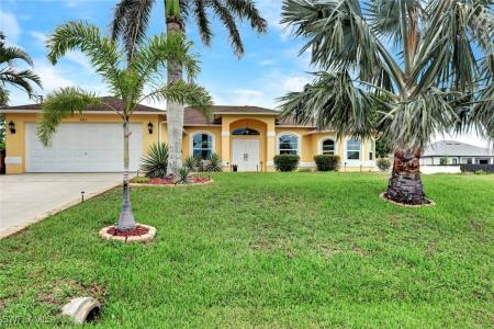 2223 NW 25th Terrace, Cape Coral, Flórida 33993, Estados Unidos