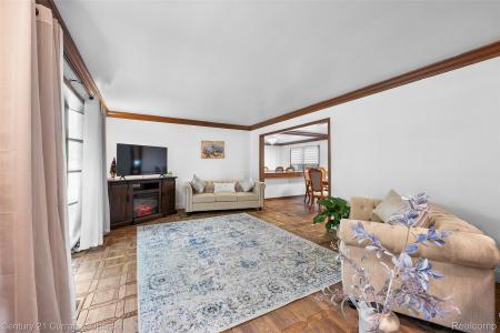 29801 Deer Run, Farmington Hills, Michigan 48331, USA