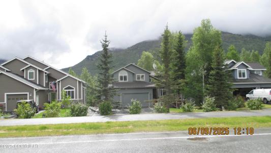20638 Driftwood Bay Drive, Eagle River, Alaska 99577