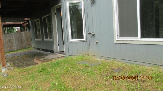 20638 Driftwood Bay Drive, Eagle River, Alaska 99577