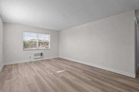 1150 E. Sample Rd. #202, Pompano Beach, Floryda 33064, USA