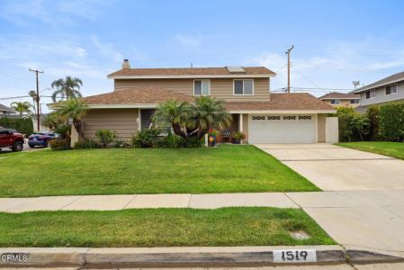 1519 Lyndhurst Avenue, Camarillo, California 93010, USA