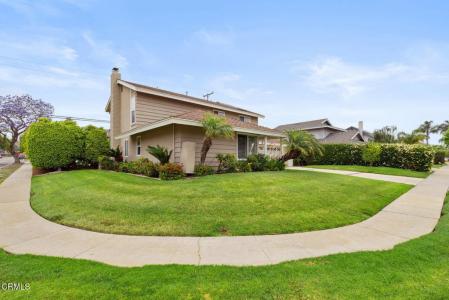 1519 Lyndhurst Avenue, Camarillo, California 93010, USA