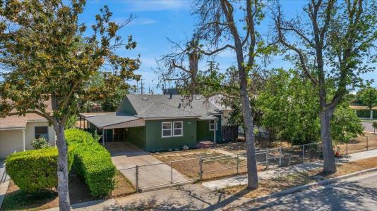 435 W Valencia Avenue, Fresno, California 93706, Estados Unidos
