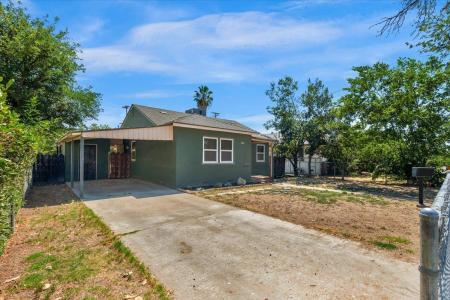 435 W Valencia Avenue, Fresno, California 93706, USA