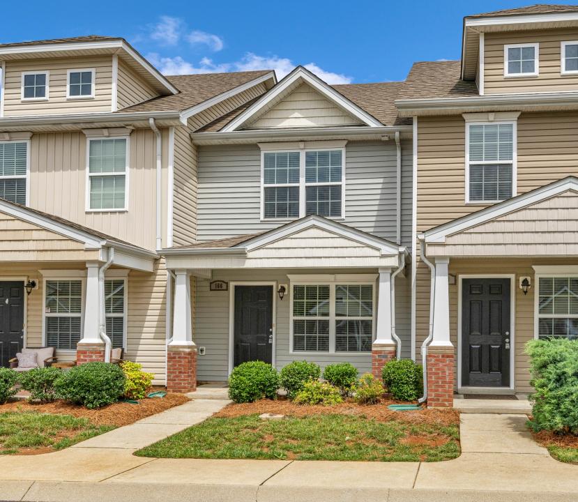 166 Alexander Blvd, Clarksville, Tennessee 37040, Estados Unidos