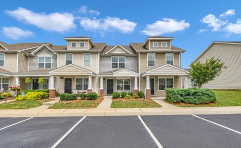 166 Alexander Blvd, Clarksville, Tennessee 37040, Estados Unidos