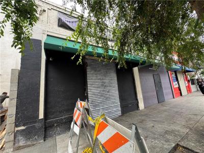 5226 S. Vermont Ave., Los Angeles, California 90037, USA