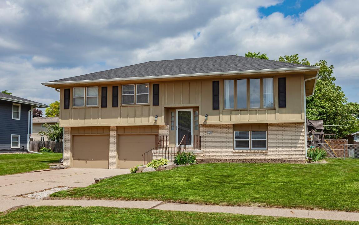 1205 SE Bel Aire Road, Ankeny, איווה 50021, ארצות הברית של אמריקה 