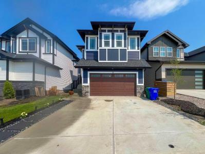 11 HERITAGE CIRCLE, Cochrane, アルバータ T4C 3G9, カナダ