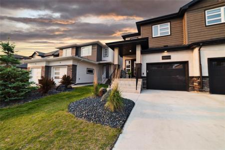13 WUERCH CRESCENT, West St Paul, Manitoba R4A 0E3, Canada