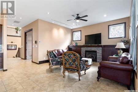 4350 SANDPIPER CRESCENT E, Regina, Saskatchewan S4V 1N3, Canadá