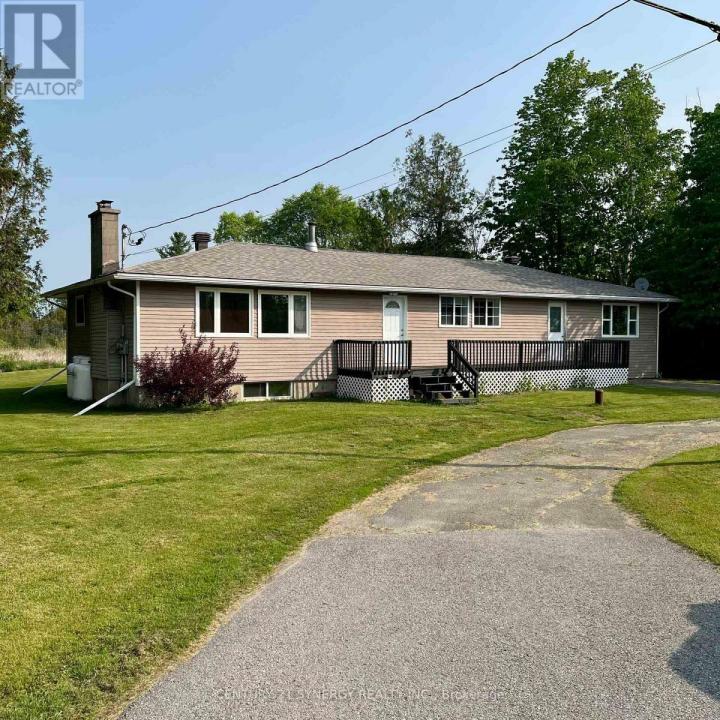 6768 ROGER STEVENS DRIVE, Montague, Ontario K7A 4S6, Canadá