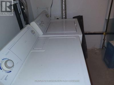 44 ASHBURY BOULEVARD, Ajax (south East), Ontario L1Z 1L3, Canada