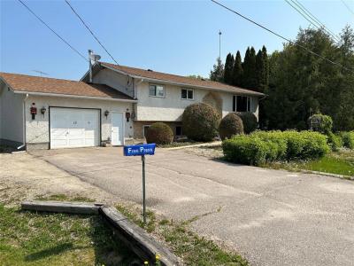 15 ROSS STREET, Powerview, Manitoba R0E 1P0, Canada