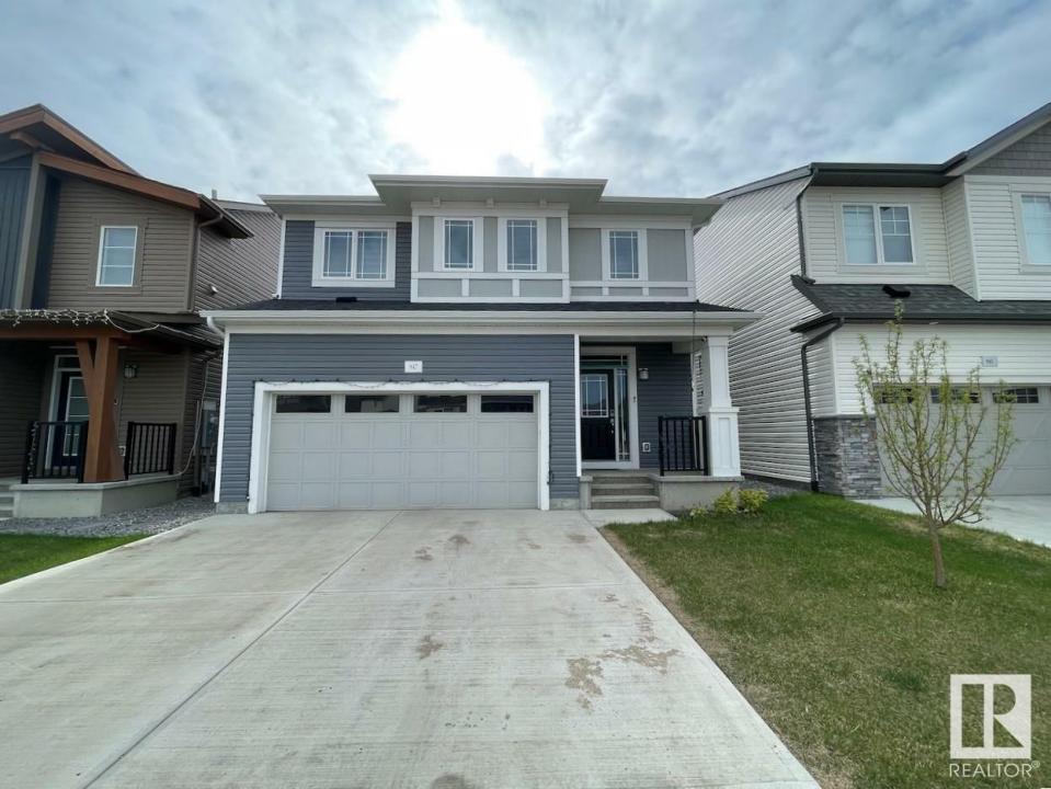 947 STILLWATER BOULEVARD NW, Edmonton, 阿尔伯塔 T6M 1M7, 加拿大