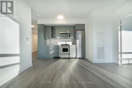 251 MANITOBA STREET, Toronto (mimico), Ontario M8Y 0C7, Kanada