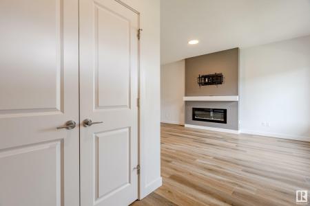 21 RASPBERRY RD, St. Albert, Alberta T8N 8A3, Canada