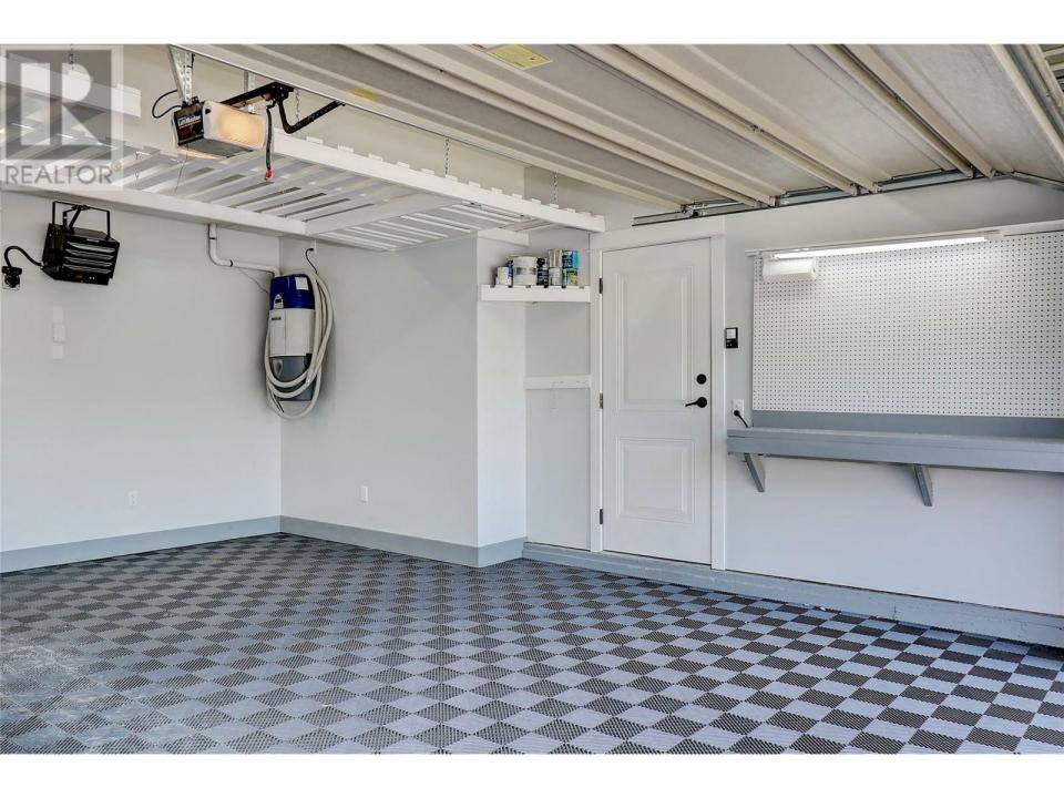 3350 WOODSDALE ROAD, Lake Country, 不列顛哥倫比亞省 V4V 2R7, 加拿大