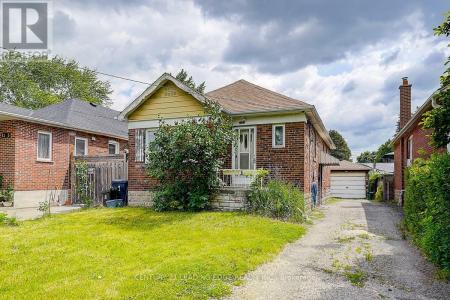 1173 ISLINGTON AVENUE EAST, Toronto (stonegate-queensway), Ontario M8Z 4S8, Canada