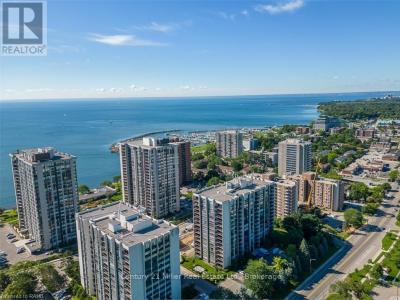 2185 MARINE DRIVE, Oakville (br Bronte), Ontario L6L 5L6, Canada